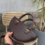 Semi-circle / Saddle Bag