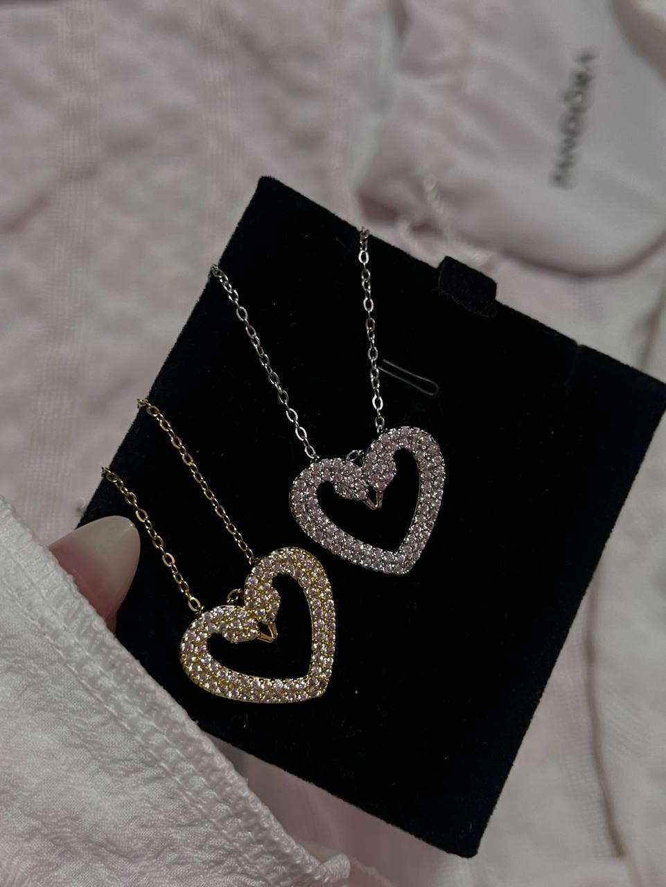5846196135293293620 Swarovski 🦢 - الصورة 1